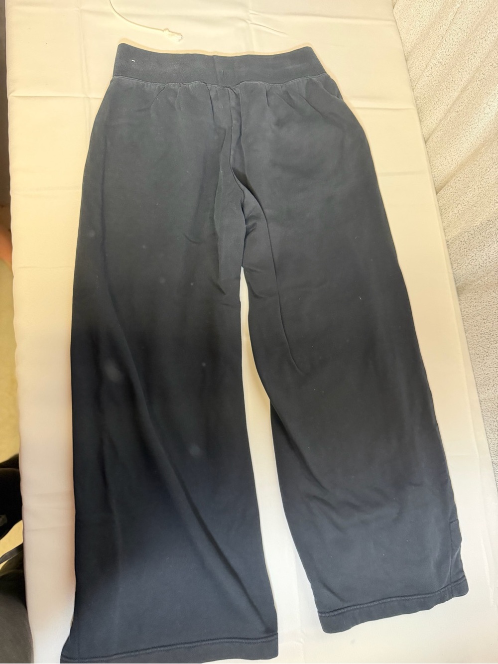Nike Black Ribbed Waist Sweatpants with White Swoosh Tag - Picture 3 of 3